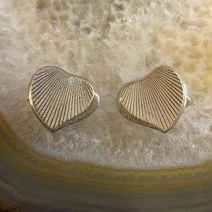 Antique heart lapel or fur clips 1” appx vintage shoe clips guc